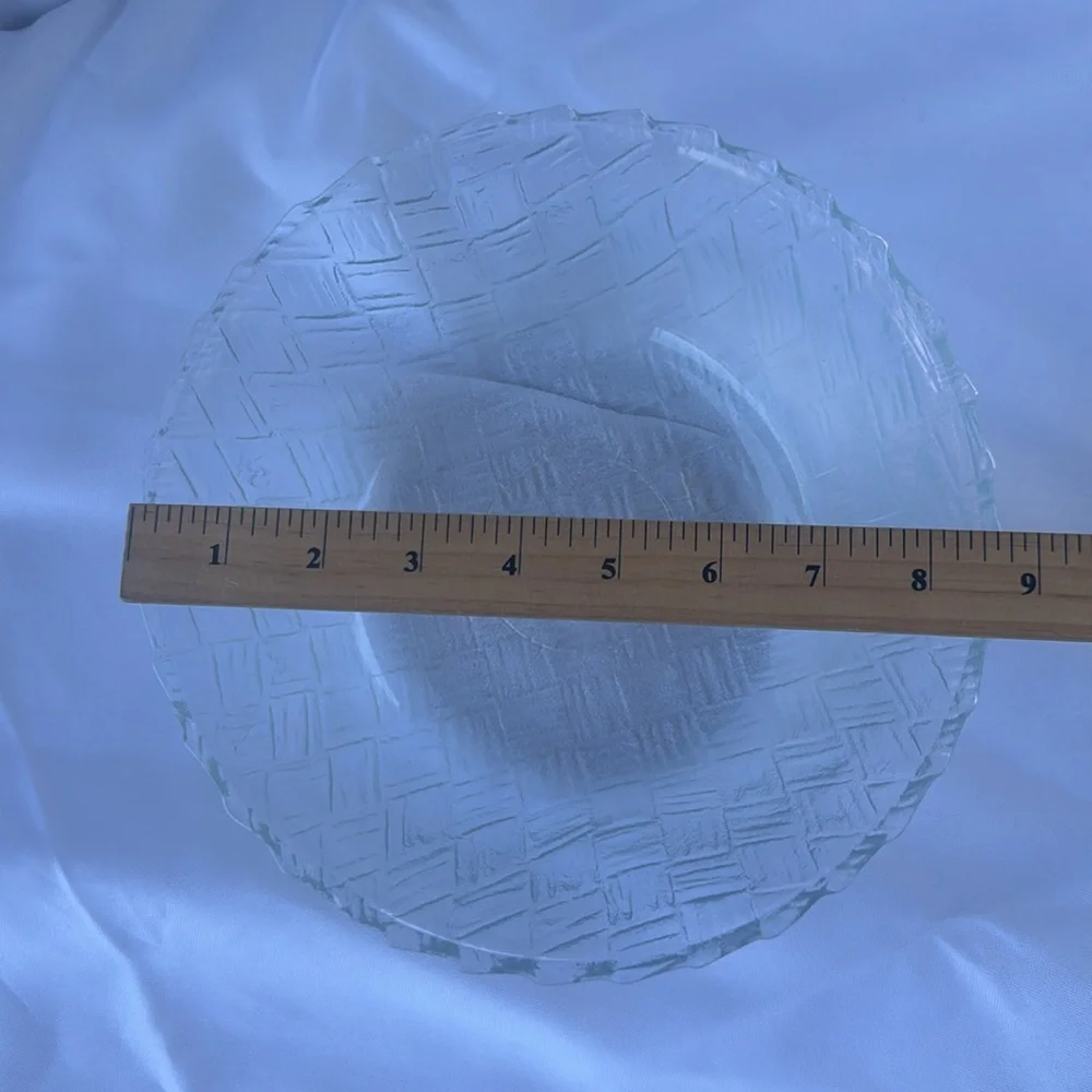 VTG Indiana Glass Elegant Clear Glass Bowl with a Basketweave Pattern